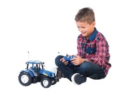 Britains Big Farm New-Holland RC Tractor -Overdekte Speelgoed Winkel britains 42601 new holland tractor remote control 1 1