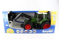 Bruder 3041 Tractor Fendt 936 Vario Met Voorlader -Overdekte Speelgoed Winkel bruder 3041 fendt incl voorlader speelactief.nl
