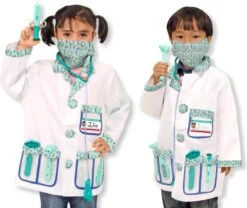 Melissa & Doug Doktersset Verkleedkleren Dokter Meliss&Doug 9 Melissa & Doug Doktersset Verkleedkleren Dokter Meliss&Doug -Overdekte Speelgoed Winkel doktersset doktersjas verkleedkleding melissadoug speelactief.nl 3