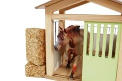 Kidsglobe Paardenbox Paardenstal 1 Box Rose/Wit -Overdekte Speelgoed Winkel kids globe 610206 paardenbox roze paardenstal enkel 8713219361238 2