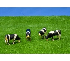 Koeien Set Van 4 Stuks Zwart/wit Staand Kidsglobe Schaal 1 : 50 7 Koeien Set Van 4 Stuks Zwart/wit Staand Kidsglobe Schaal 1 : 50 -Overdekte Speelgoed Winkel kidsglobe 571967 4 koeien 1 1