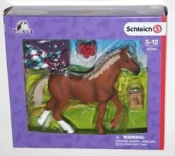 Schleich 42360 Engelse Volbloed Met Deken HorseClub -Overdekte Speelgoed Winkel schleich 42360 engelse volbloed met deken 3