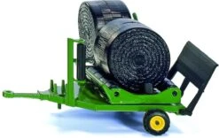 Siku 2266 Ronde Hooibalen Wikkelaar John-Deere -Overdekte Speelgoed Winkel siku 2266 john dere ronde balen wikkelaar incl 2 balen speelactief.nl 1