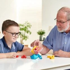 SmartGames Cube-Duel Denkspel Smart-Games -Overdekte Speelgoed Winkel smartgames cubeduel duo spel denkspel smart games SGM201 cube duel 3